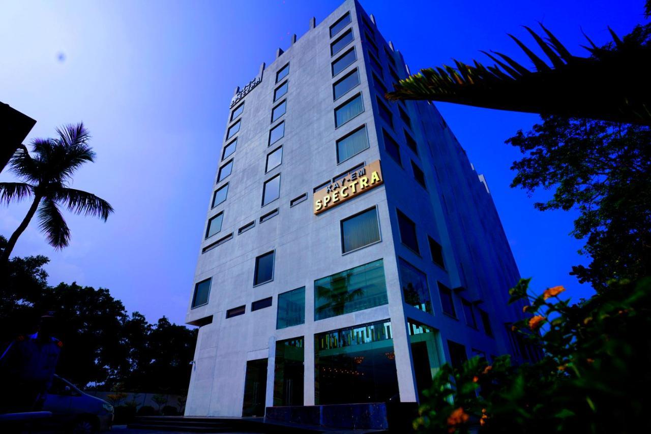 Kay-Em Spectra Hotel Chennai Zewnętrze zdjęcie